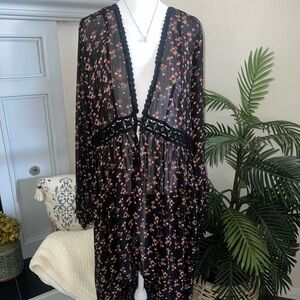 Xhilaration Floral Sheer Black Kimono Cardigan
